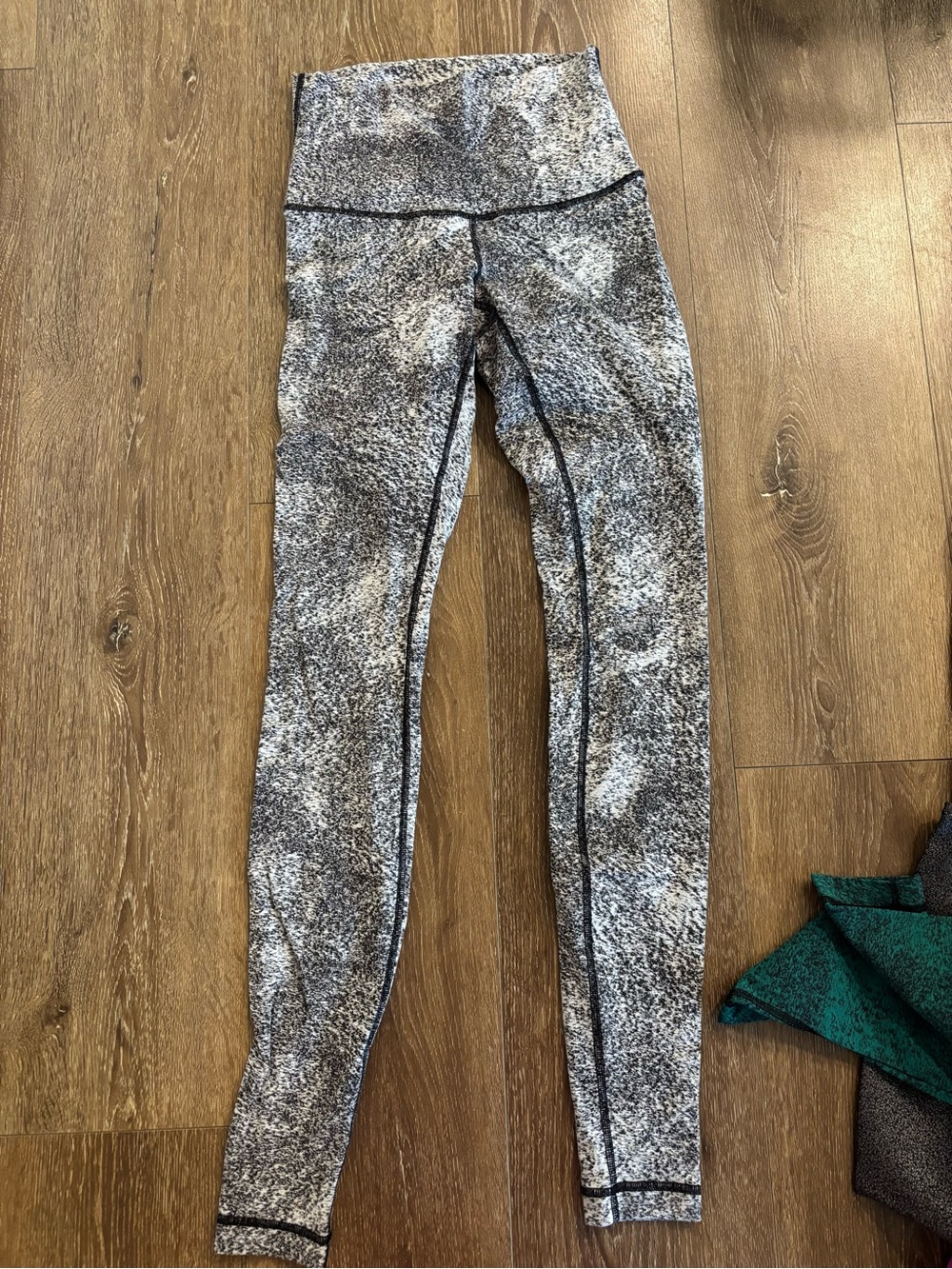 lululemon athletica Gray/Black Speckled High-Rise Leggings